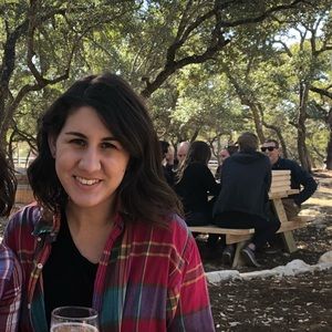 Meet your Posher, Nia